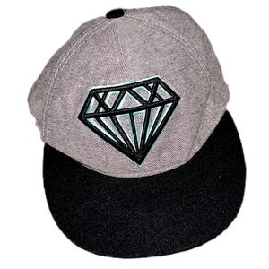 DIAMOND 2000’s Y2K GREY BLUE SNAP BACK HAT CAP